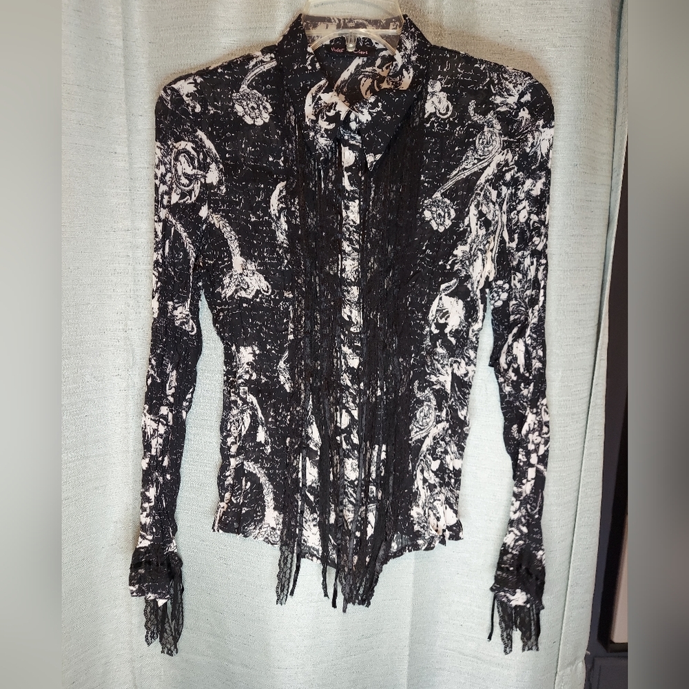 Violet & Claire blouse